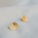 Pendientes Medianos Dorados Taglio - Imagen 4